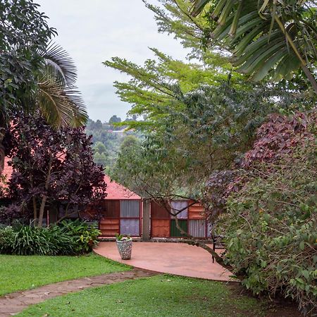 Dutchess Hotel And Restaurant Fort Portal Zewnętrze zdjęcie