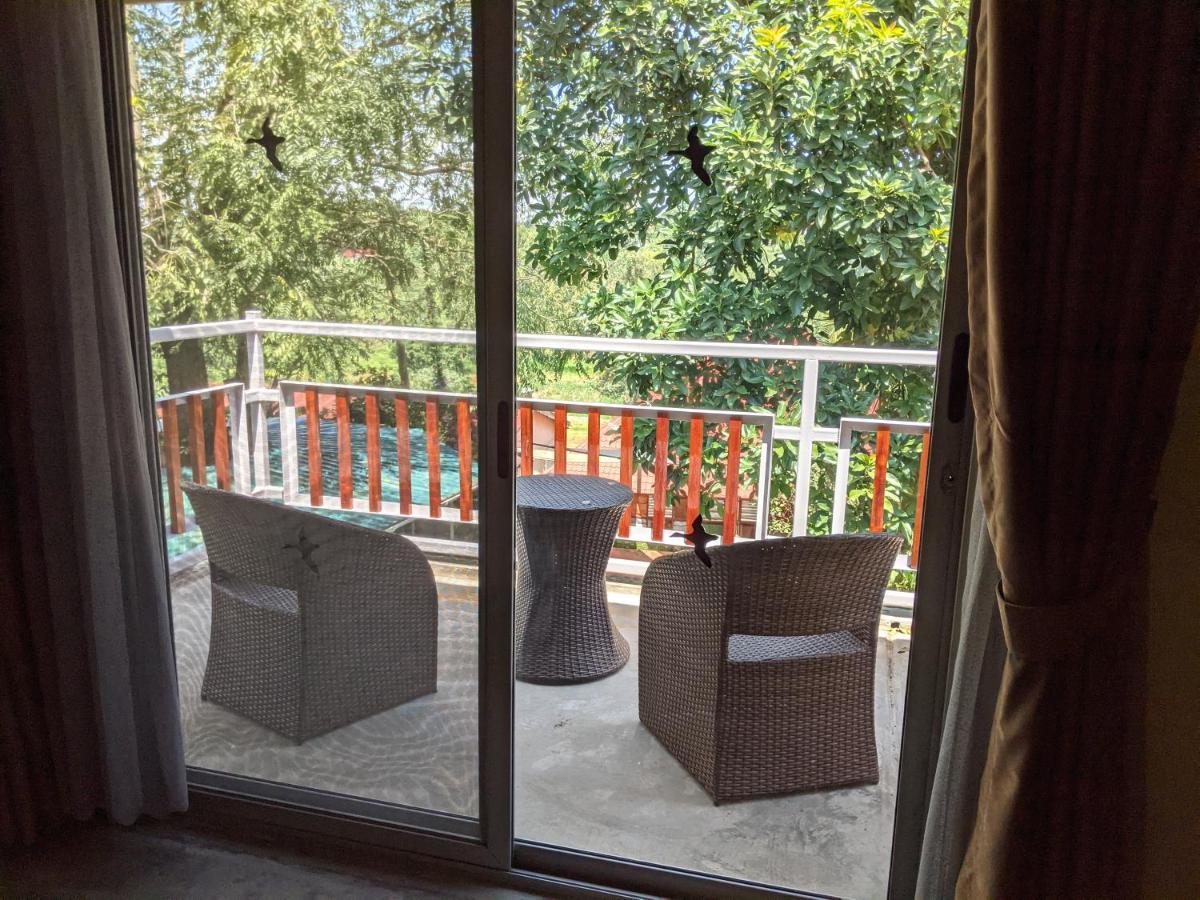 Dutchess Hotel And Restaurant Fort Portal Zewnętrze zdjęcie