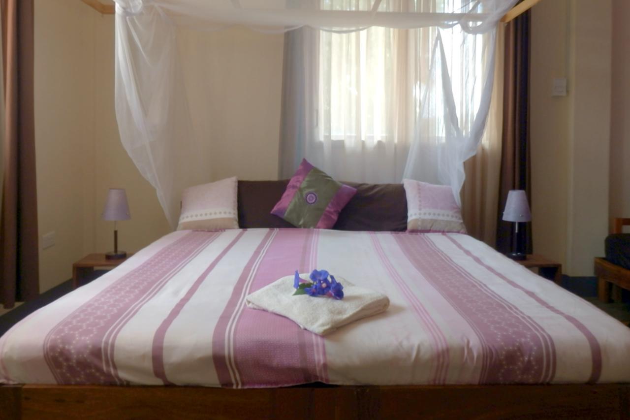 Dutchess Hotel And Restaurant Fort Portal Zewnętrze zdjęcie